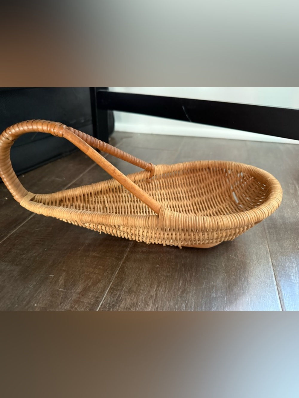 Vintage Unique Teardrop Grain Scoop or Bread Basket with a Handle